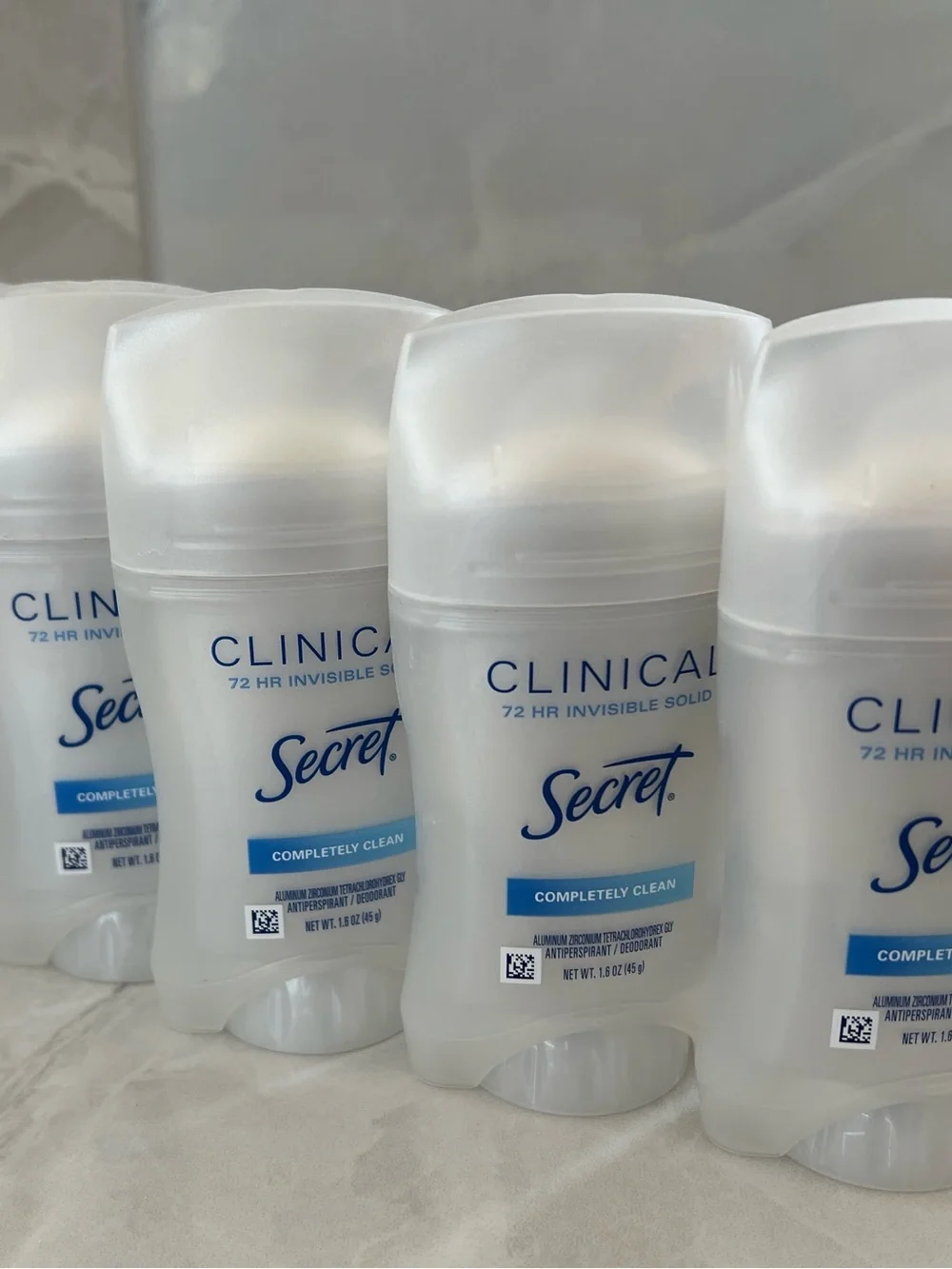 Secret Clinical Invisible Solid Antiperspirant 72-Hr Completely Clean 1.6oz-5ct